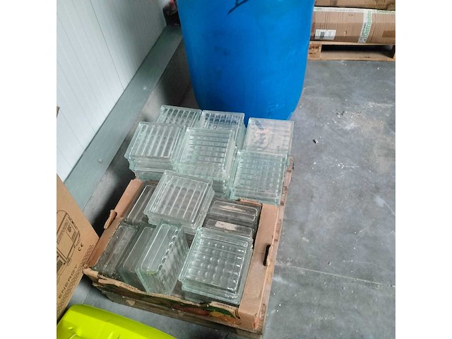 Glasblokken/glas tegels - afbeelding 1 van  3