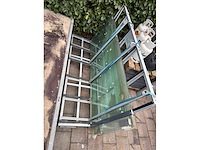 Glasbok met glasschuifwanden - afbeelding 2 van  4