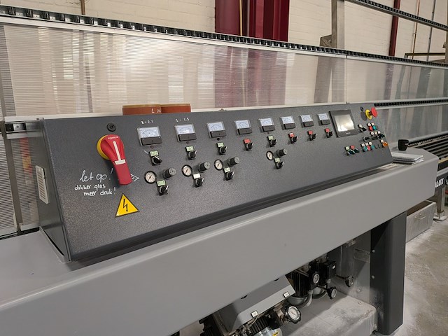 Glasrand bewerkingsmachine bottero, victralux 108fx, bouwjaar 2018 - afbeelding 20 van  24