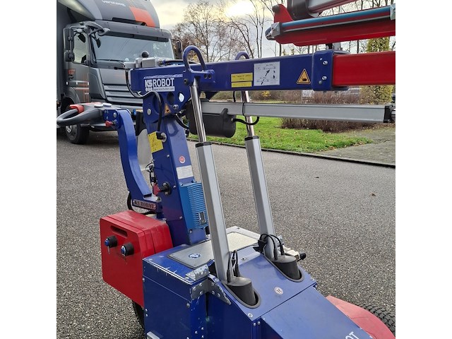 Glasrobot ks robot, 350 offroad, bouwjaar 2019 - afbeelding 19 van  51