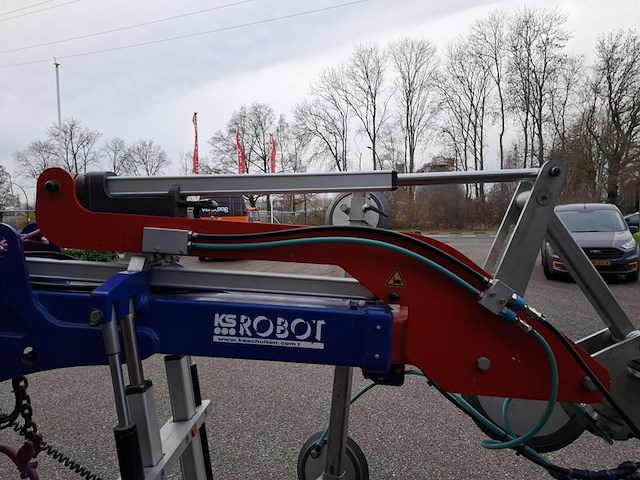 Glasrobot ks robot, robot 400 offroad, bouwjaar 2012 - afbeelding 21 van  31