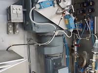 Glass - afbeelding 4 van  17