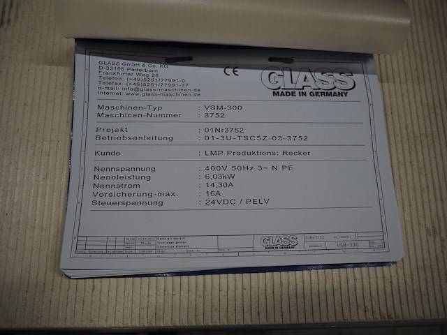 Glass - afbeelding 16 van  32