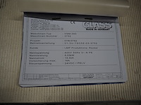 Glass - afbeelding 16 van  32