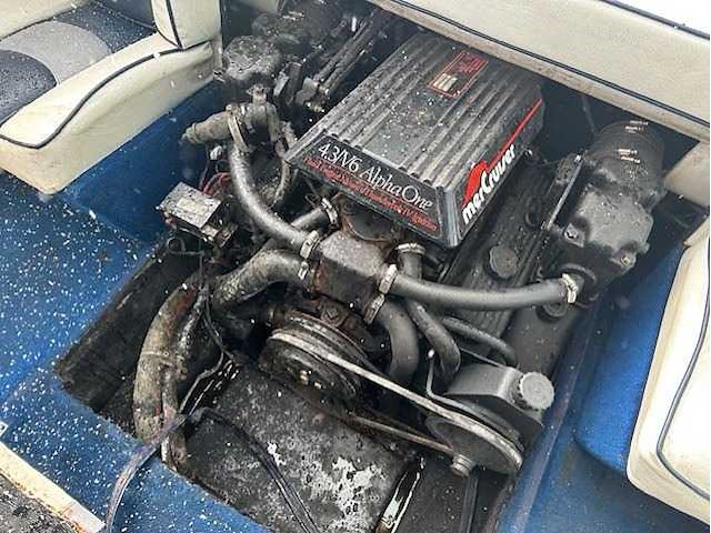 Glassport - 1991 - glyder - motorjacht - afbeelding 2 van  8