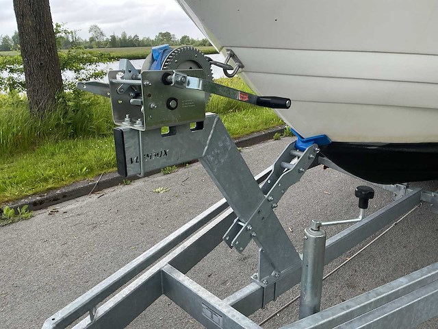 Glastron gs 249 speedboot op vlemmix trailer - afbeelding 6 van  25