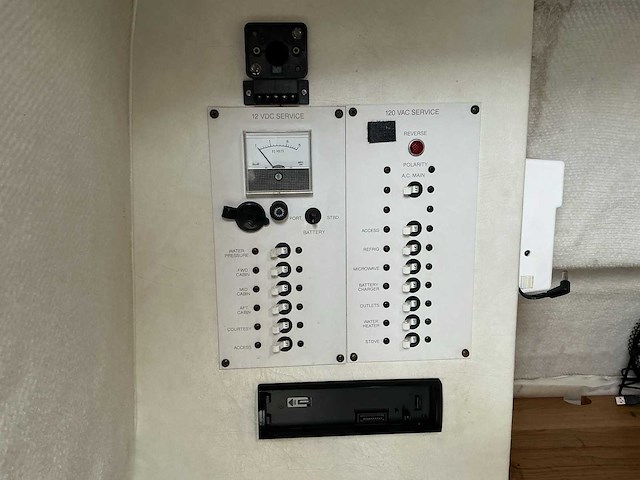 Glastron gs 249 speedboot op vlemmix trailer - afbeelding 10 van  25