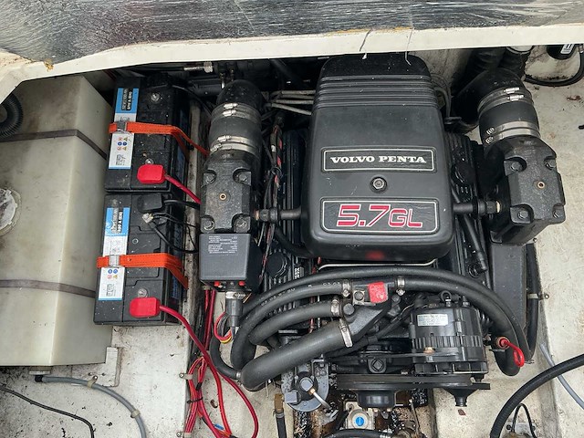 Glastron gs 249 speedboot op vlemmix trailer - afbeelding 17 van  25