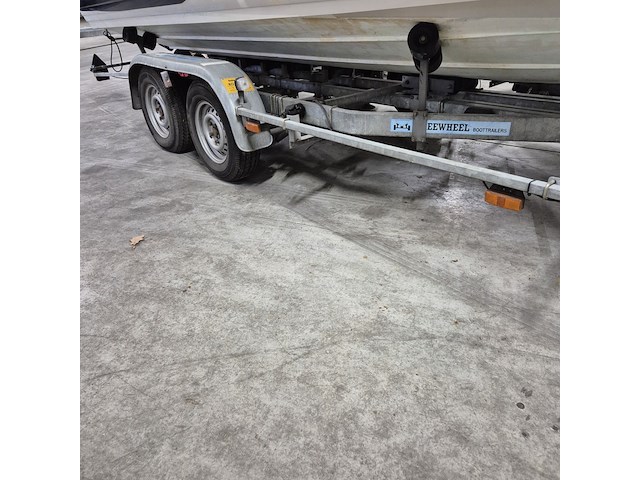 Glastron se199 speedboot met freewheel trailer - afbeelding 4 van  19