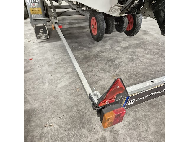 Glastron se199 speedboot met freewheel trailer - afbeelding 6 van  19