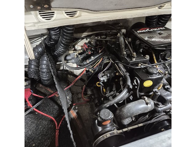 Glastron se199 speedboot met freewheel trailer - afbeelding 18 van  19