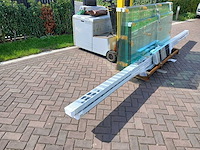 Glaswand (helder veiligheids glas) 2.5m hoog x 5m lang - afbeelding 5 van  14