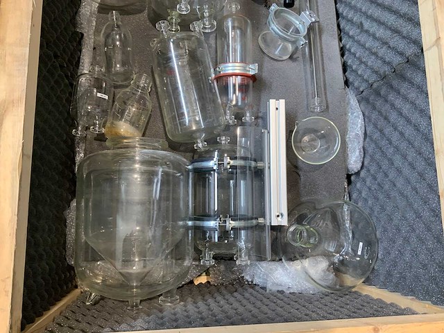 Glaswerk - laboratorium glaswerk - afbeelding 8 van  10