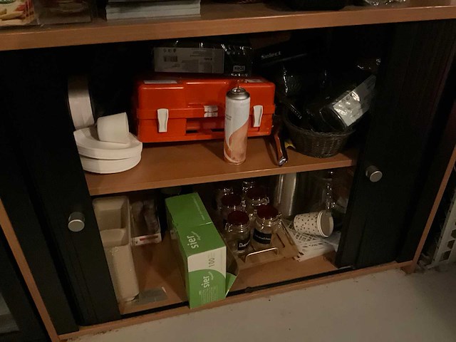 Glaswerk en diverse bar benodigdheden - afbeelding 8 van  9