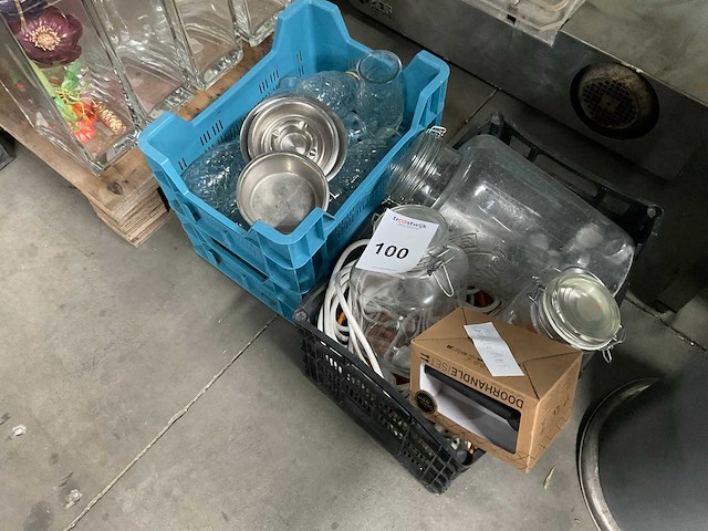 Glaswerk en kabels - afbeelding 3 van  3