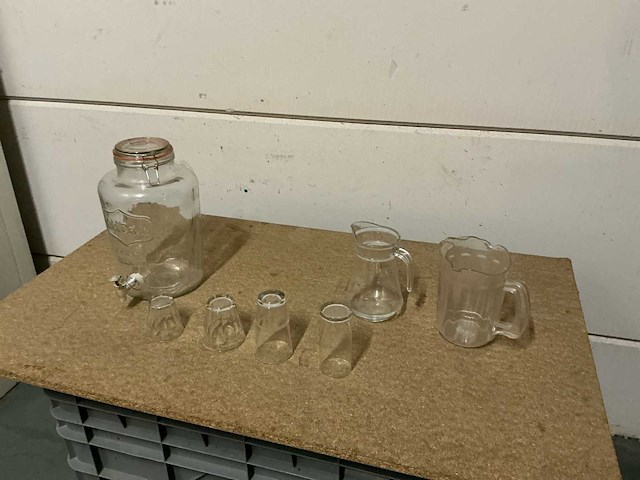 Glaswerk - afbeelding 1 van  1