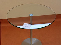 Glazen bijzettafel met doorsnede 50 cm. - afbeelding 2 van  2