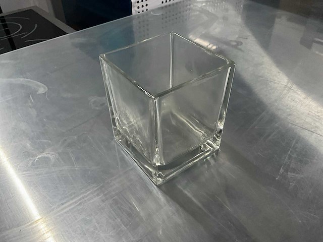 Glazen bloempot (64x) - afbeelding 1 van  4