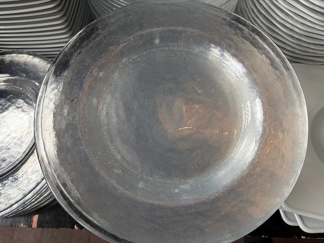 Glazen bord (86x) - afbeelding 1 van  4
