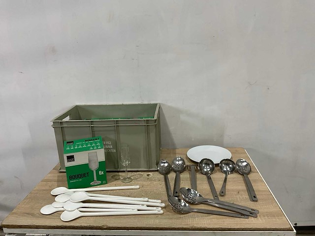 Glazen en bestek - afbeelding 3 van  6