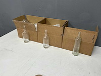Glazen fles (18x) - afbeelding 1 van  9