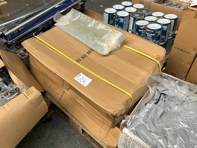 Glazen schap (12x) - afbeelding 1 van  4