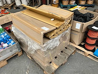 Glazen schap (18x) - afbeelding 1 van  5