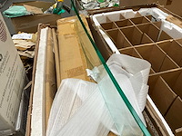 Glazen schap (36x) - afbeelding 3 van  5