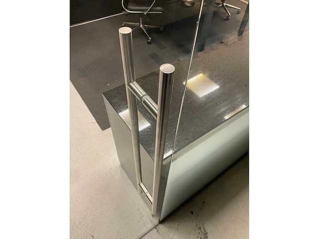 Glazen scheidingswand met 2 loopdeuren - afbeelding 7 van  12