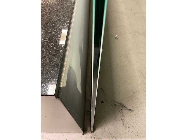 Glazen scheidingswand met 2 loopdeuren - afbeelding 8 van  12