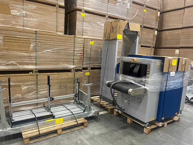 Glazen tourniquet - afbeelding 13 van  13