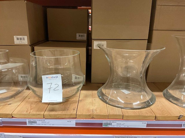 Glazen vazen, bakken, schalen - afbeelding 8 van  23