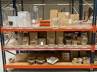 Glazen vazen, bakken, schalen - afbeelding 1 van  23