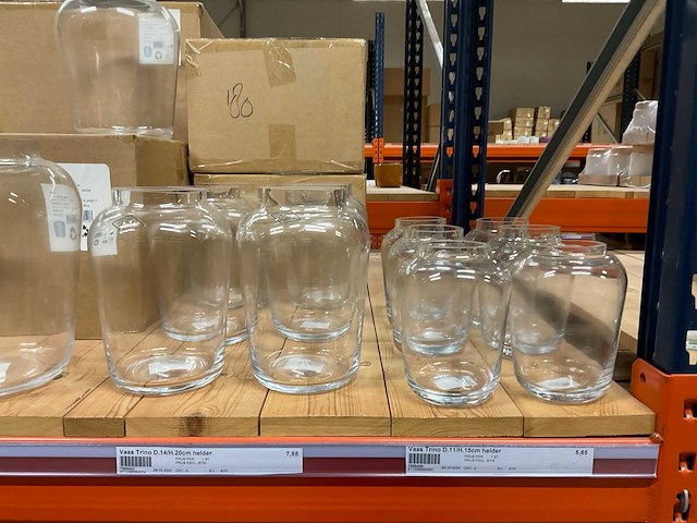 Glazen vazen, bakken, schalen - afbeelding 12 van  23