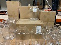 Glazen vazen, bakken, schalen - afbeelding 19 van  23