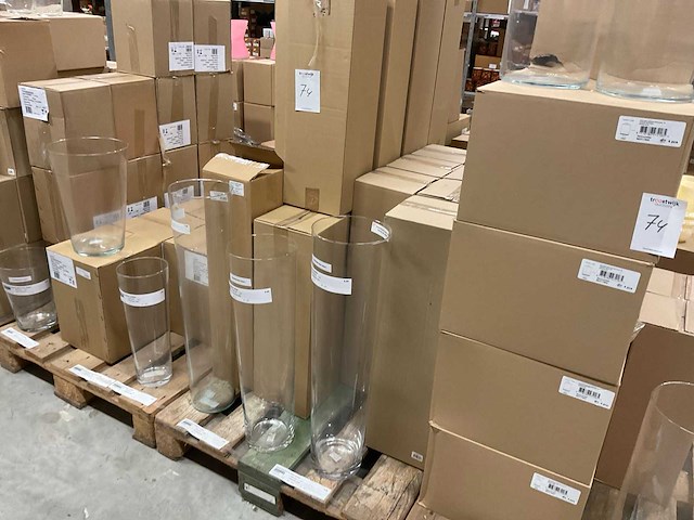 Glazen vazen, cilinders - afbeelding 7 van  25