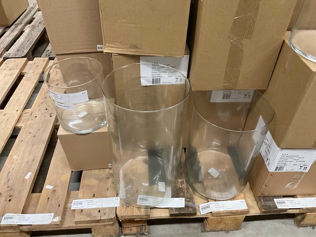 Glazen vazen, cilinders - afbeelding 21 van  25