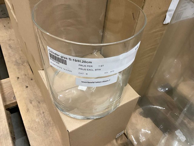 Glazen vazen, cilinders - afbeelding 24 van  25