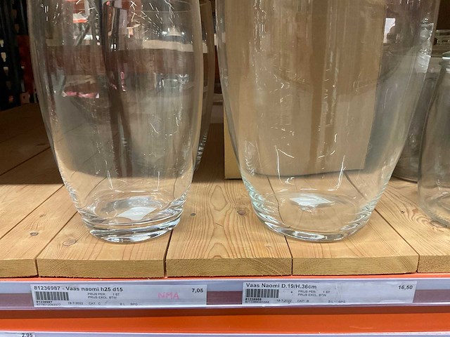 Glazen vazen, potten, cilinders - afbeelding 6 van  22