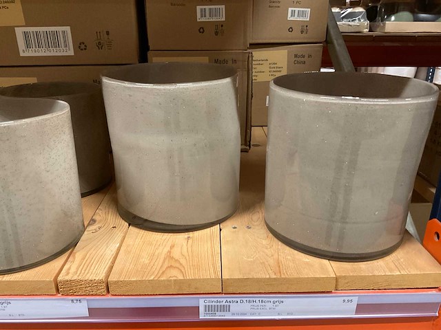 Glazen vazen, potten, cilinders - afbeelding 11 van  22