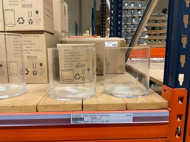 Glazen vazen, potten, cilinders - afbeelding 12 van  22