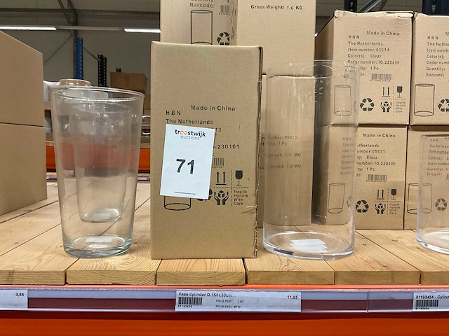 Glazen vazen, potten, cilinders - afbeelding 17 van  22