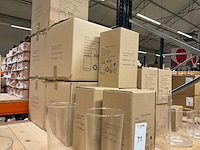 Glazen vazen, potten, cilinders - afbeelding 18 van  22