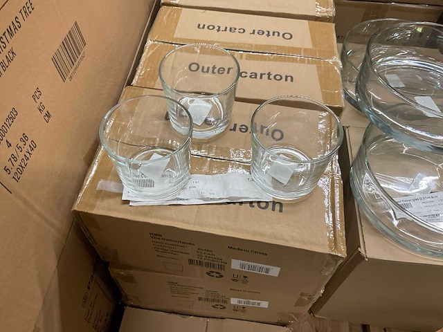 Glazen vazen, schalen - afbeelding 16 van  27