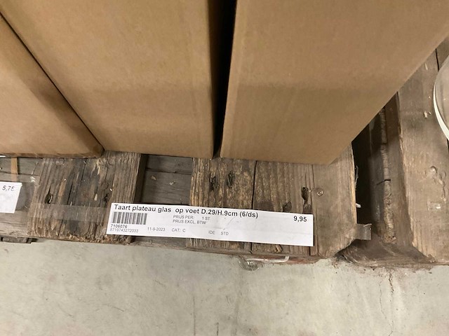 Glazen vazen, taartplateau’s - afbeelding 3 van  17