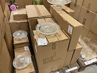 Glazen vazen, taartplateau’s - afbeelding 6 van  17