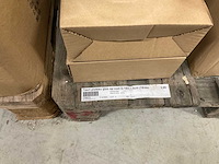 Glazen vazen, taartplateau’s - afbeelding 9 van  17