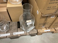 Glazen vazen, taartplateau’s - afbeelding 10 van  17