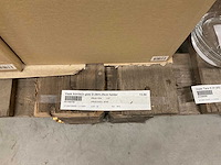 Glazen vazen, taartplateau’s - afbeelding 16 van  17