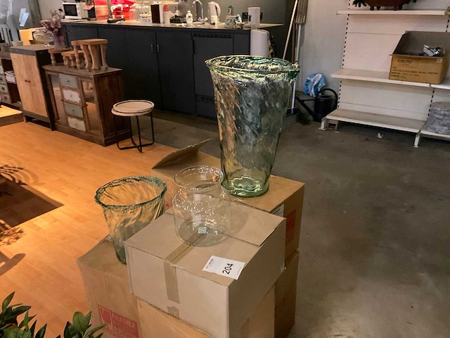 Glazen vazen - afbeelding 1 van  6